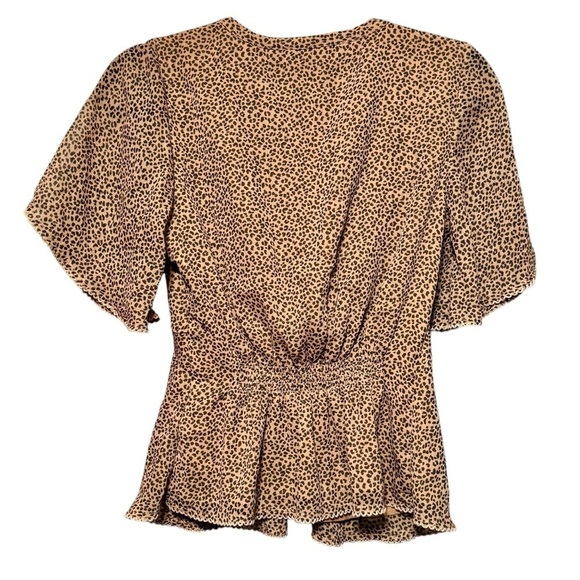 ABERCROMBIE & FITCH Leopard Print Flutter Sleeve Tie Front V-neck Blouse Small - Picture 5 of 8